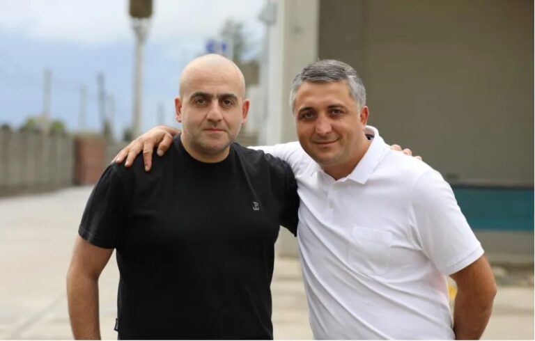 ზვიად გამსახურდიას თანამებრძოლების გარემოცვაში გავიზარდე, იმ უმძიმეს წლებში ჩემს სახლში იკრიბებოდნენ პირველი პრეზიდენტის მთავრობის წევრები-დავით კოდუა