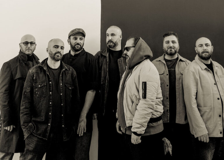 სამწუხაროა, რომ სიმღერას პარკის გახსნაზე, რომელიც აპოლიტიკური ღონისძიებაა, ასეთი ბულინგი მოჰყვა, ამიტომ ნუ გაგიკვირდებათ ჩვენი უარი ღონისძიებაში მონაწილეობაზე -“მგზავრები”