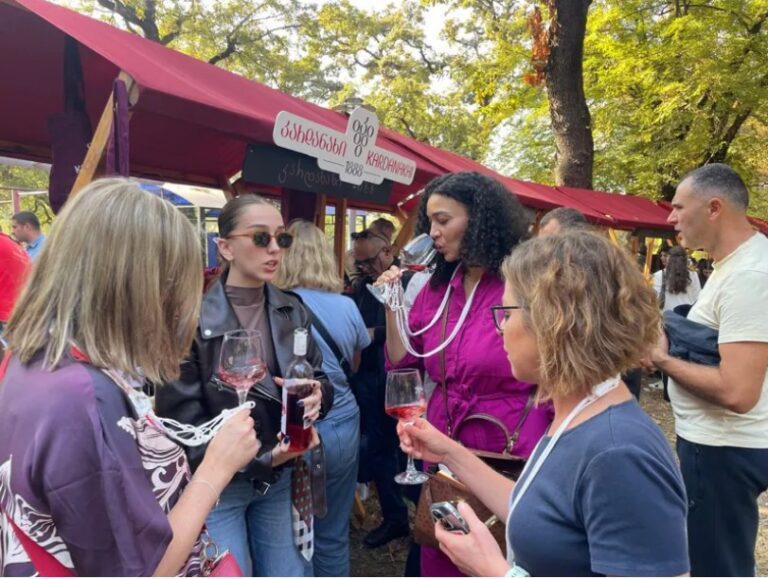 ტურიზმის ეროვნულმა ადმინისტრაციამ National Geographic Traveller-ის, ITV-ის, Red magazine-ისა და სხვა მედიასაშუალებების ჟურნალისტებს უმასპინძლა