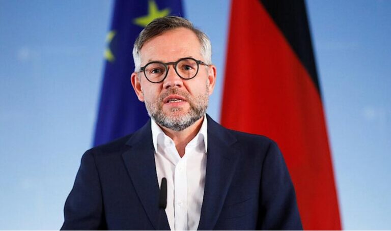 ხალხო, შეხედეთ საქართველოს, მადლობა საქართველოში ყველა ერთგულ ევროპელს, მართლა ვამაყობ თქვენით -მიხაელ როთი