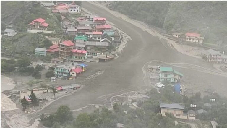 მეწყერის ჩამოწოლის შედეგად ინდოეთში 4 ადამიანი დაიღუპა, 50-ზე მეტი კი დაკარგულად ითვლება -Reuters