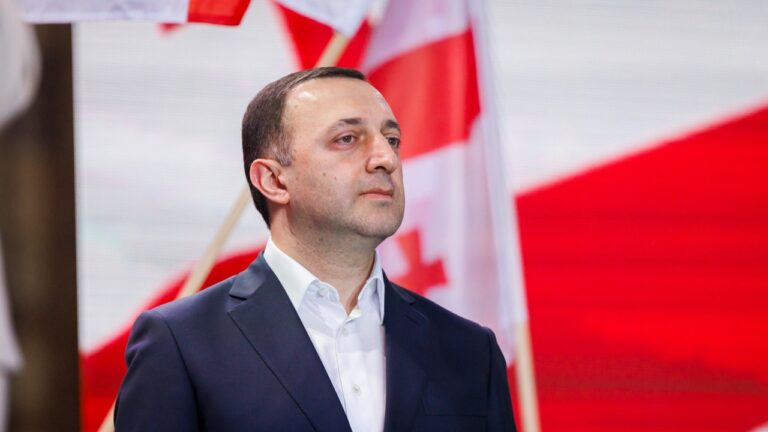 ირაკლი ღარიბაშვილს განსაკუთრებით დიდი ოდენობით ქრთამის აღების საქმეზე ბრალი წაუყენეს – პროკურატურა 750 000 ლარის ქრთამზე საუბრობს 🔴 ირაკლი ღარიბაშვილს განსაკუთრებით დიდი ოდენობით ქრთამის აღების საქმეზე ბრალი წაუყენეს